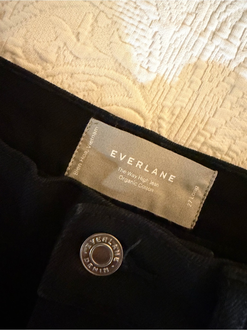 Everlane High-Rise The Way High Jeans — Black 27L 29” inseam - Picture 7 of 9